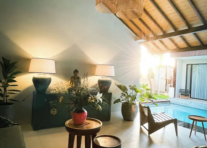 Luna Ola Berawa Otel Canggu