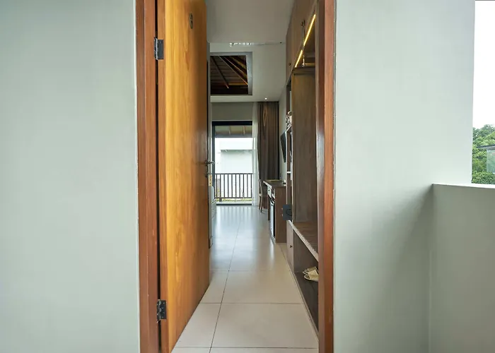 Otel Luna Ola Berawa 5*