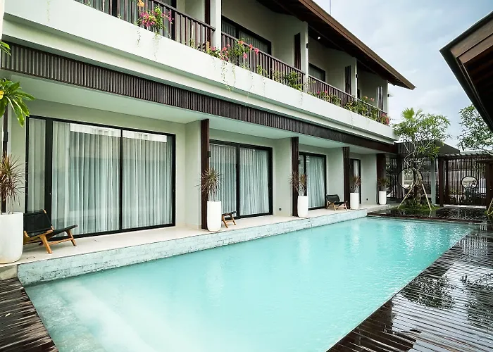 Luna Ola Berawa Otel 5*