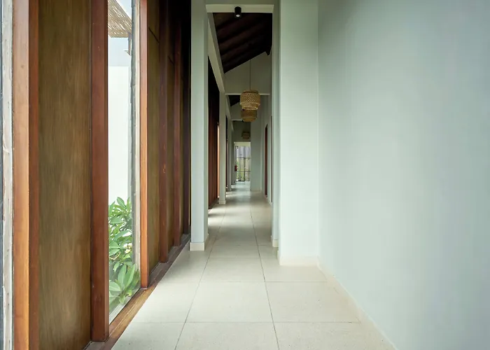 Otel Luna Ola Berawa 5*